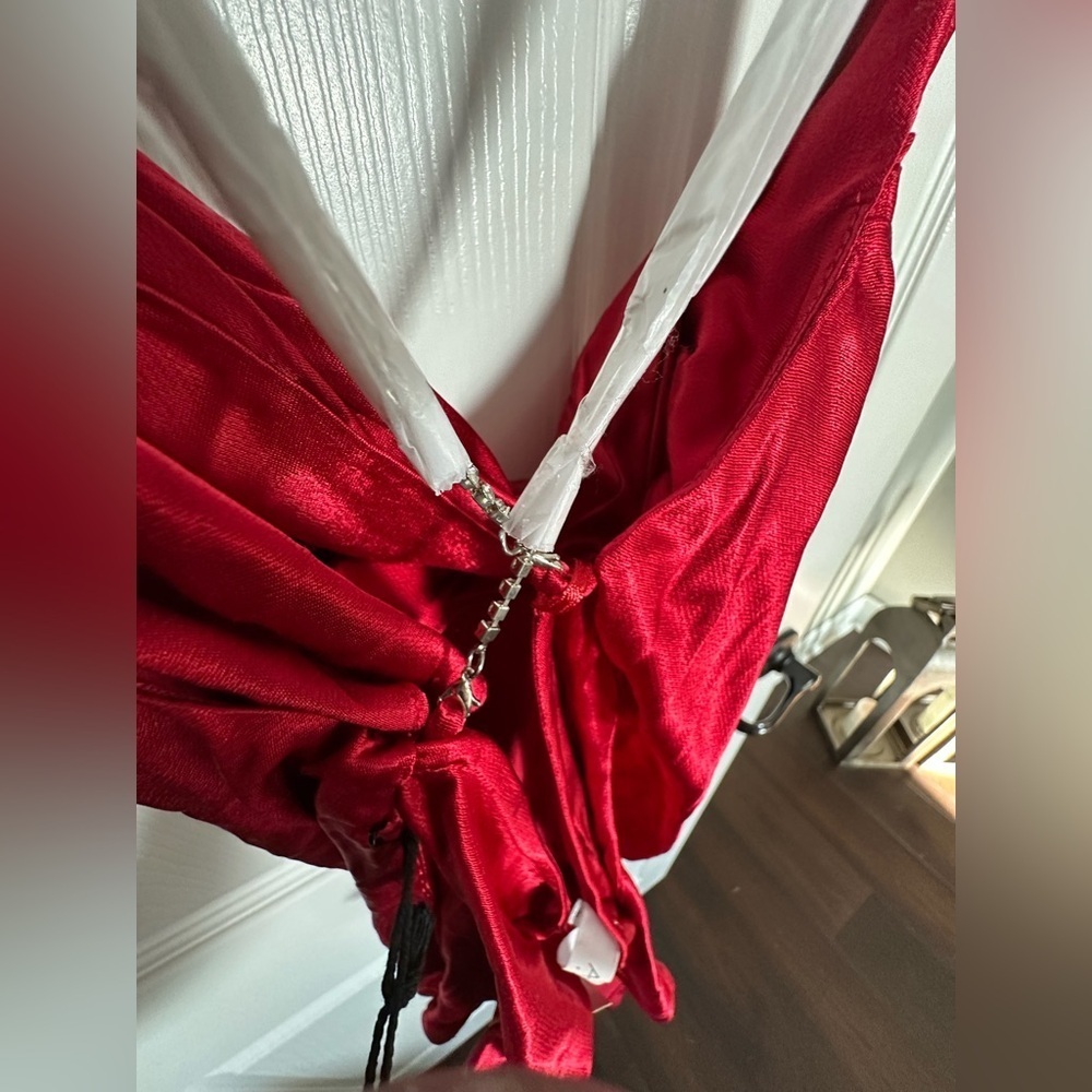 ‼️RARE‼️🎸ASTR🎸🔥NWT🔥The Label Vita Top in Red—M - Picture 13 of 16